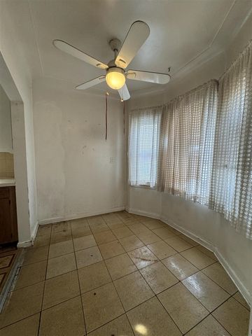 18590 Lumpkin Street, Detroit, MI 48234