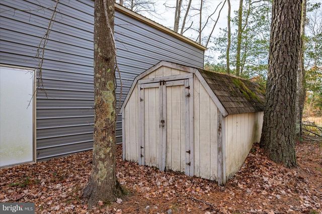 729 SNOW HILL RD, Stockton, MD 21864