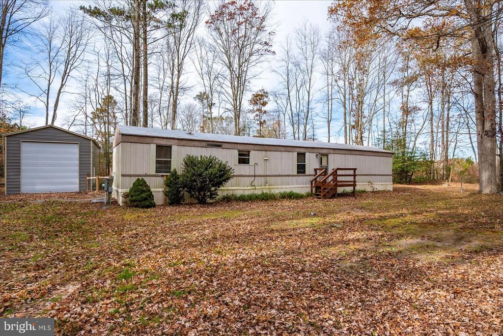 729 SNOW HILL RD, Stockton, MD 21864