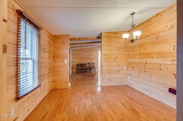 11084 Stanley Valley Road, Gate City, VA 24251