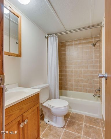 11084 Stanley Valley Road, Gate City, VA 24251