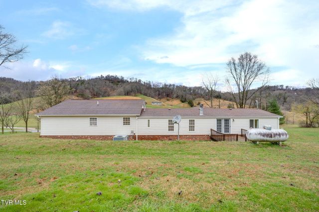 11084 Stanley Valley Road, Gate City, VA 24251