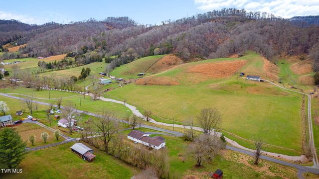 11084 Stanley Valley Road, Gate City, VA 24251