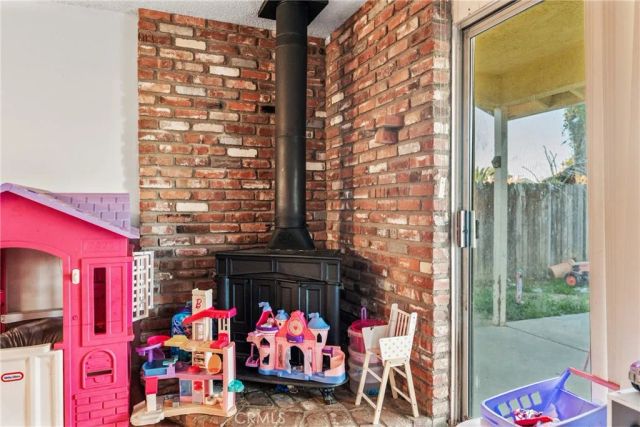 1226 Lucerne Drive, Hemet, CA 92543