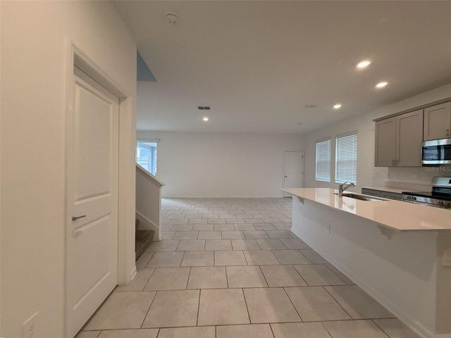2165 SWEET HONEY LANE, Apopka, FL 32712