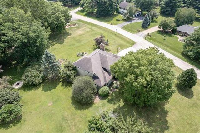 1609 E Breckenridge Lane, Milton, WI 53563