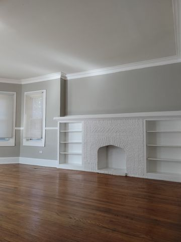 7729 S Essex Avenue 1, Chicago, IL 60649