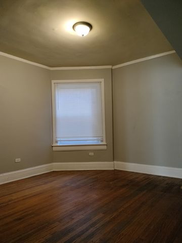 7729 S Essex Avenue 1, Chicago, IL 60649