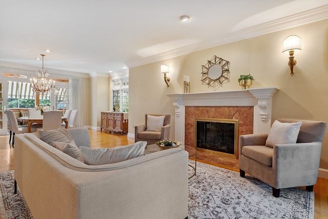 20 Hillery Rd, Leominster, MA 01453
