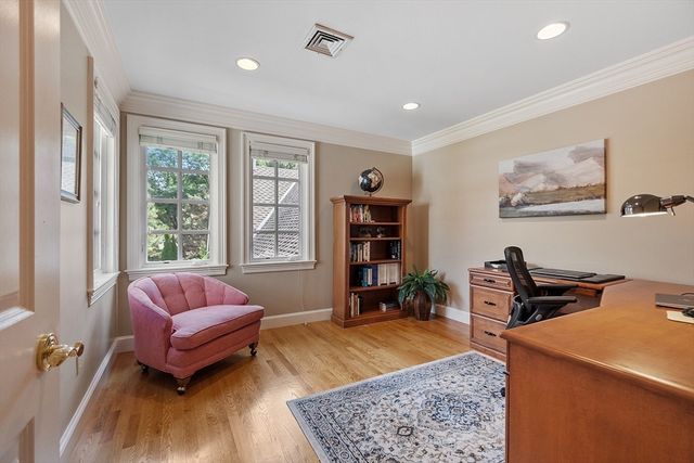 20 Hillery Rd, Leominster, MA 01453