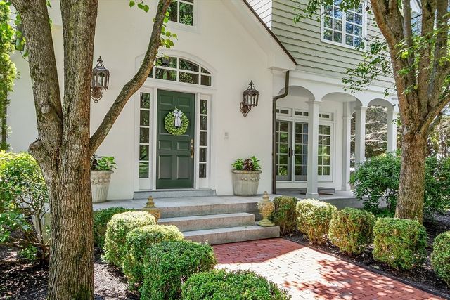 20 Hillery Rd, Leominster, MA 01453