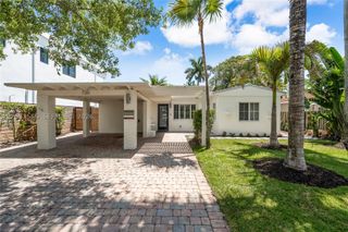 720 NE 17th Ter, Fort Lauderdale, FL 33304