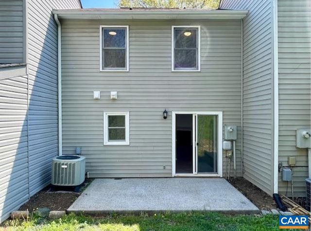 943 RIVES ST, Charlottesville, VA 22902