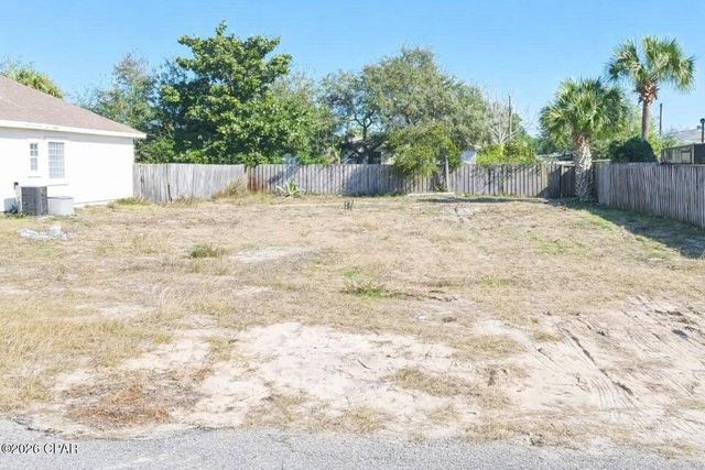 401 Lantana Street, Panama City Beach, FL 32407