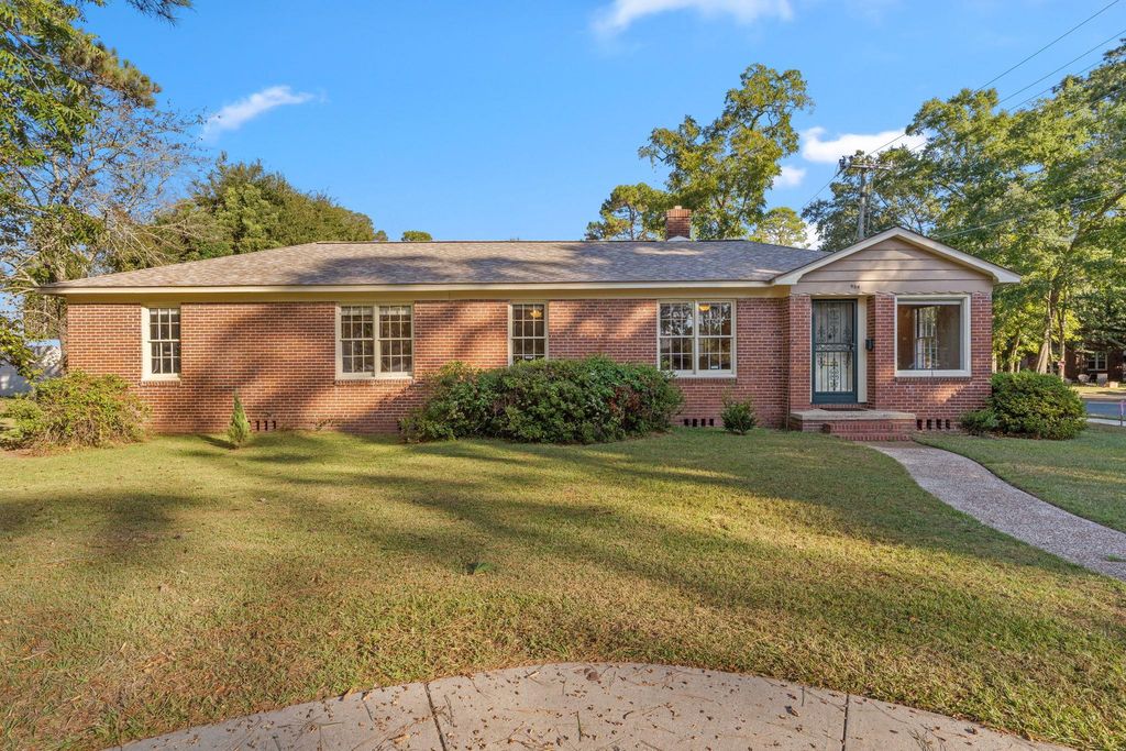 954 Miccosukee Road, Tallahassee, FL 32308