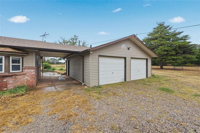 36 Limberlost Road, Mcloud, OK 74851