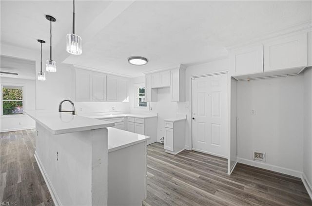 2011 Holladay ST, Portsmouth, VA 23704