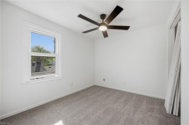 2011 Holladay ST, Portsmouth, VA 23704