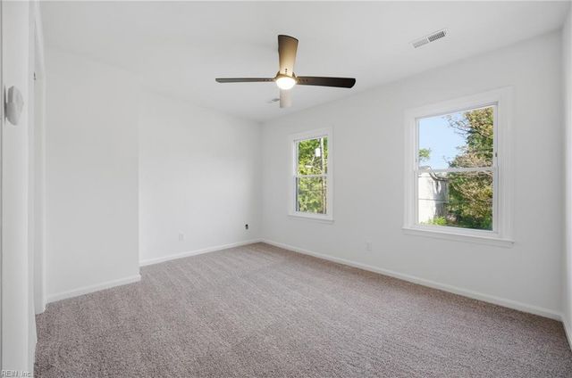 2011 Holladay ST, Portsmouth, VA 23704