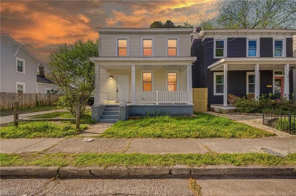 2011 Holladay ST, Portsmouth, VA 23704