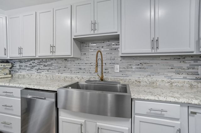 4120-4122 Dixie HWY, Erlanger, KY 41018