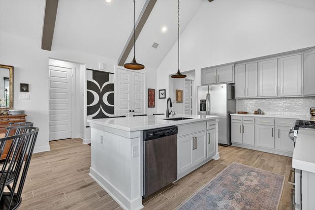 31418 Golden Cliffs Lane, Fulshear, TX 77441