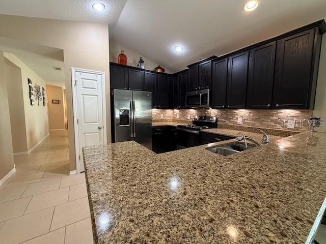 4808 ROCKVALE DR, Kissimmee, FL 34758