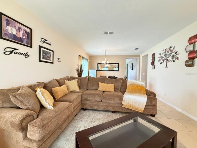 4808 ROCKVALE DR, Kissimmee, FL 34758