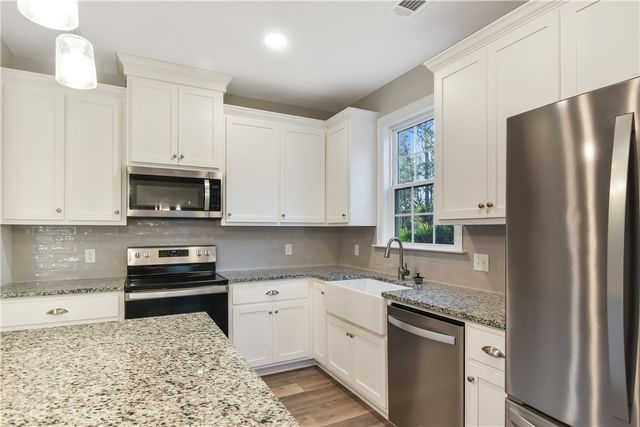 436 Lakespur Lane, Brunswick, GA 31525