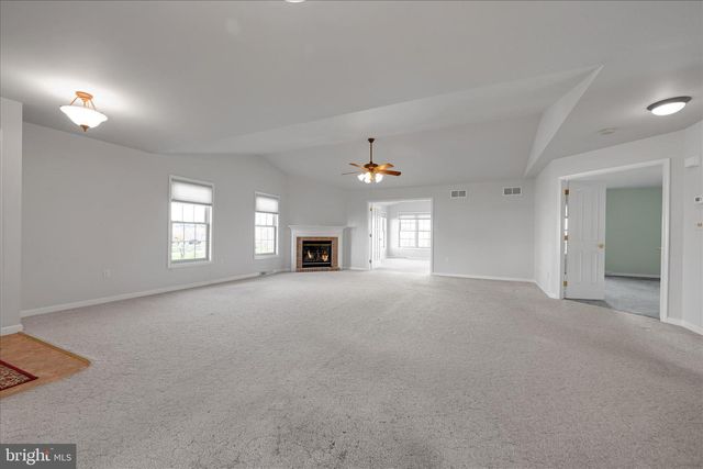 988 CAMBRIDGE DR, Manheim, PA 17545