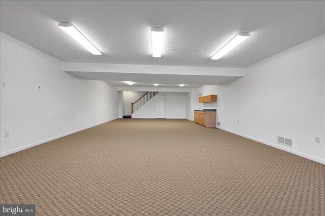 988 CAMBRIDGE DR, Manheim, PA 17545