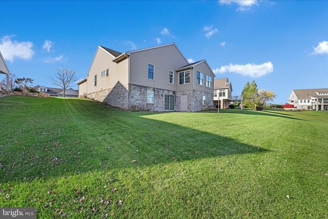 988 CAMBRIDGE DR, Manheim, PA 17545