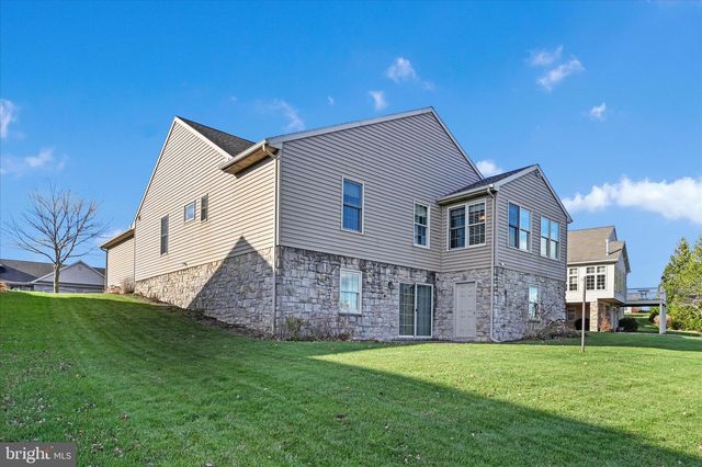 988 CAMBRIDGE DR, Manheim, PA 17545