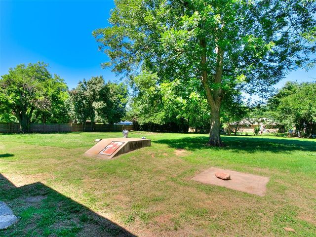 605 N Post Road, Oklahoma City, OK 73130