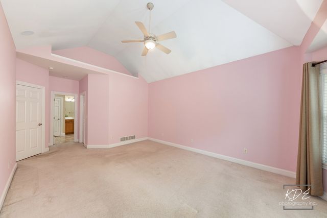 662 Omaha Drive, Yorkville, IL 60560