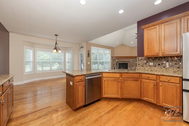 662 Omaha Drive, Yorkville, IL 60560
