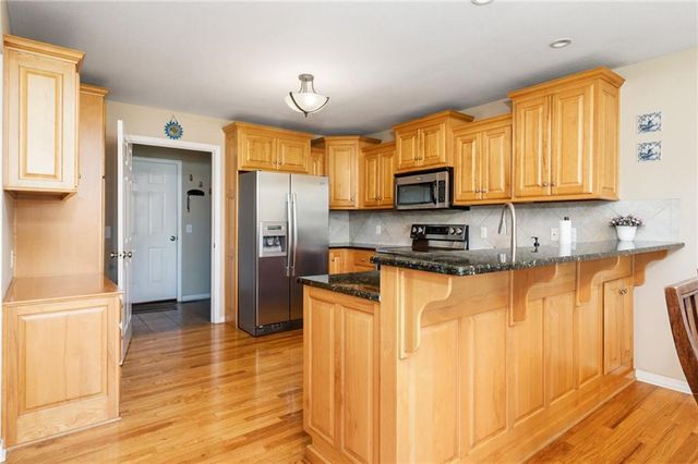 6204 Berando Court, Lawrence, KS 66049