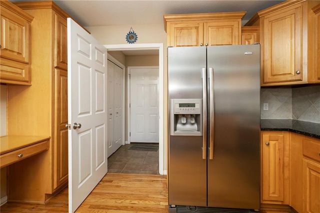 6204 Berando Court, Lawrence, KS 66049