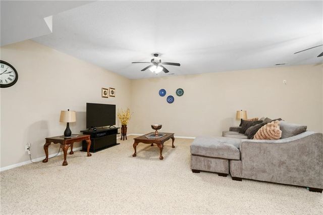 6204 Berando Court, Lawrence, KS 66049