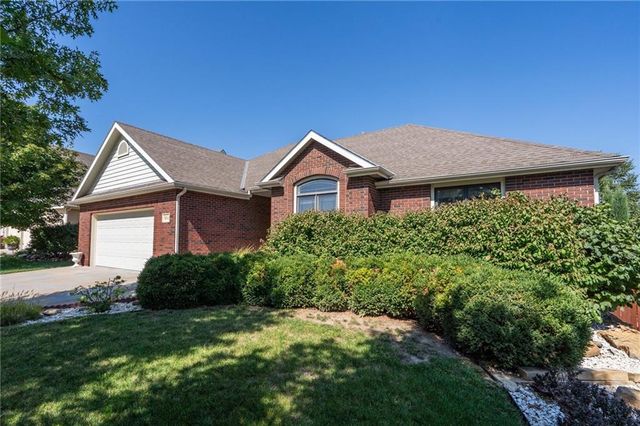 6204 Berando Court, Lawrence, KS 66049