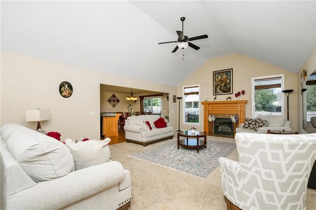 6204 Berando Court, Lawrence, KS 66049