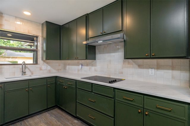 5728 Caracas Drive, North Richland Hills, TX 76180