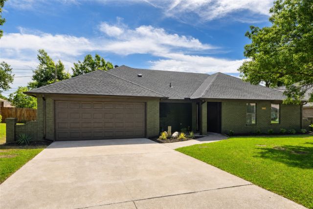 5728 Caracas Drive, North Richland Hills, TX 76180