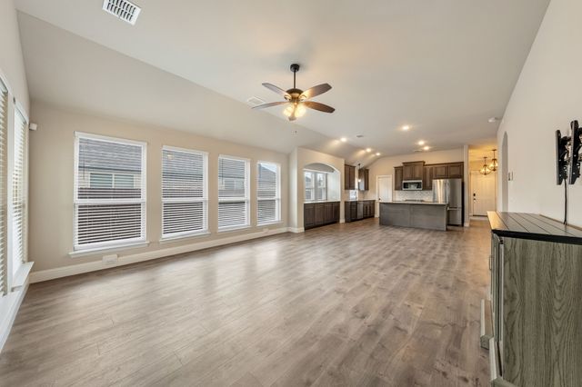 129 Sundance Circle, Waxahachie, TX 75165