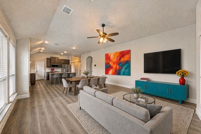 129 Sundance Circle, Waxahachie, TX 75165