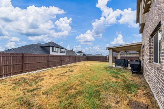 129 Sundance Circle, Waxahachie, TX 75165