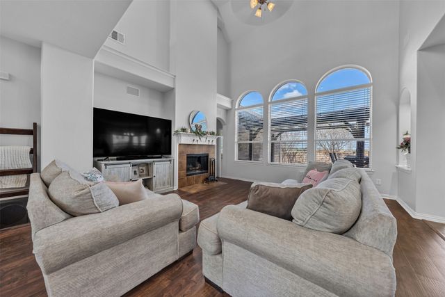 943 Mimosa Court, Burleson, TX 76028