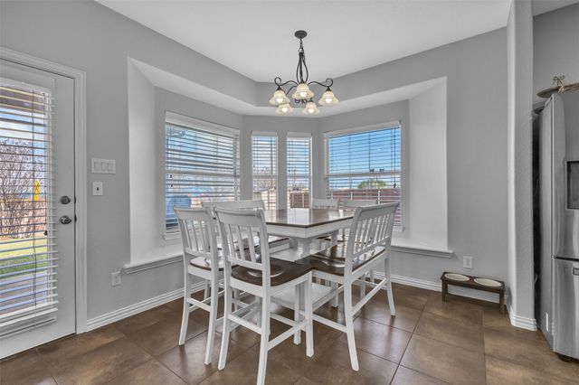 943 Mimosa Court, Burleson, TX 76028