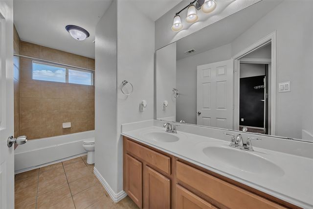 943 Mimosa Court, Burleson, TX 76028