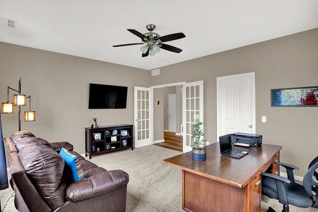 15751 Chapel Park Drive E, Noblesville, IN 46060